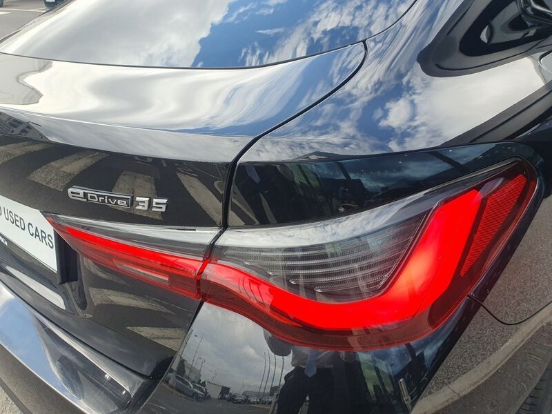 More views of BMW i4