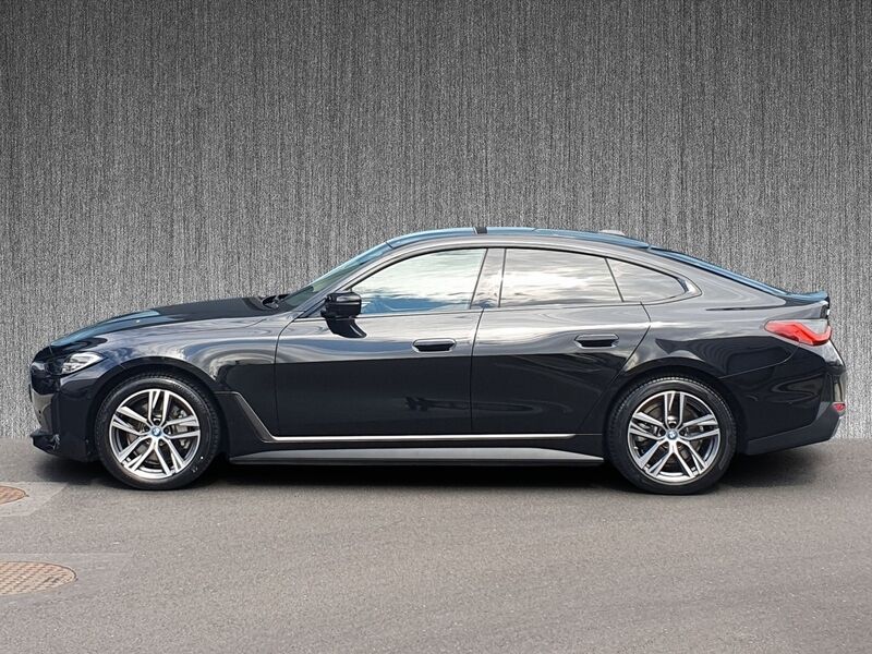 More views of BMW i4