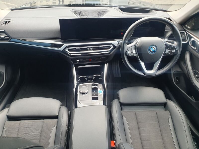 More views of BMW i4