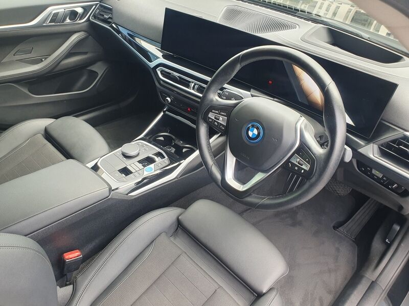 More views of BMW i4