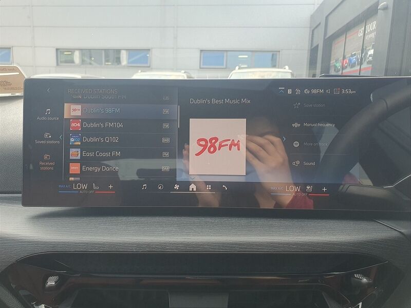 More views of BMW i4