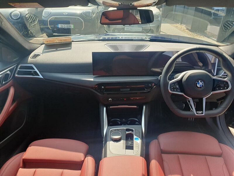 More views of BMW i4