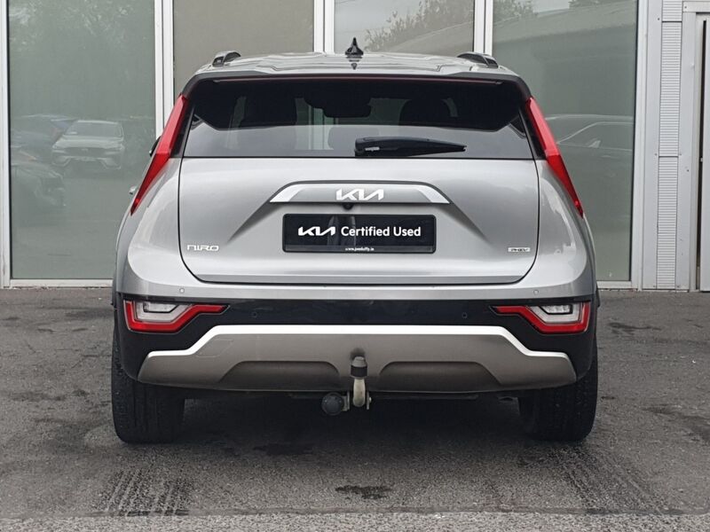More views of Kia Niro
