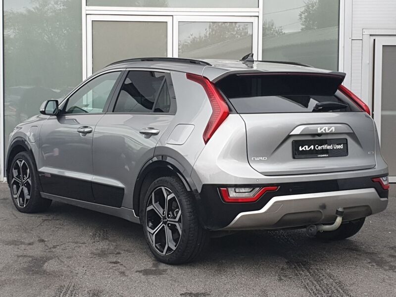 More views of Kia Niro