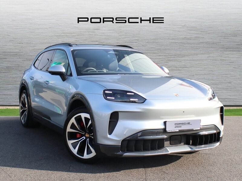 More views of Porsche Cayenne