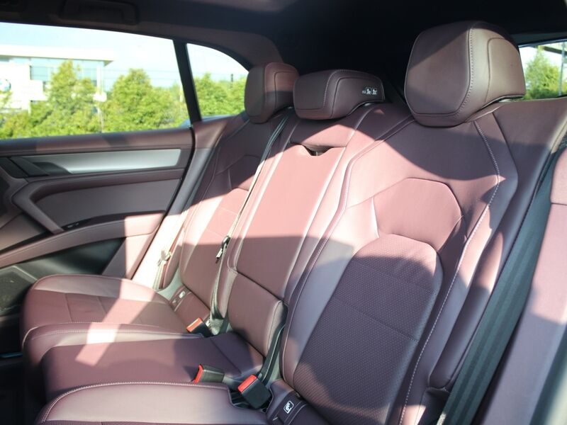 More views of Porsche Cayenne