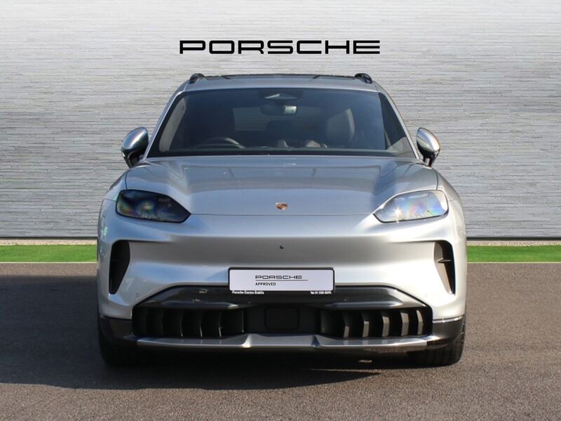 More views of Porsche Cayenne