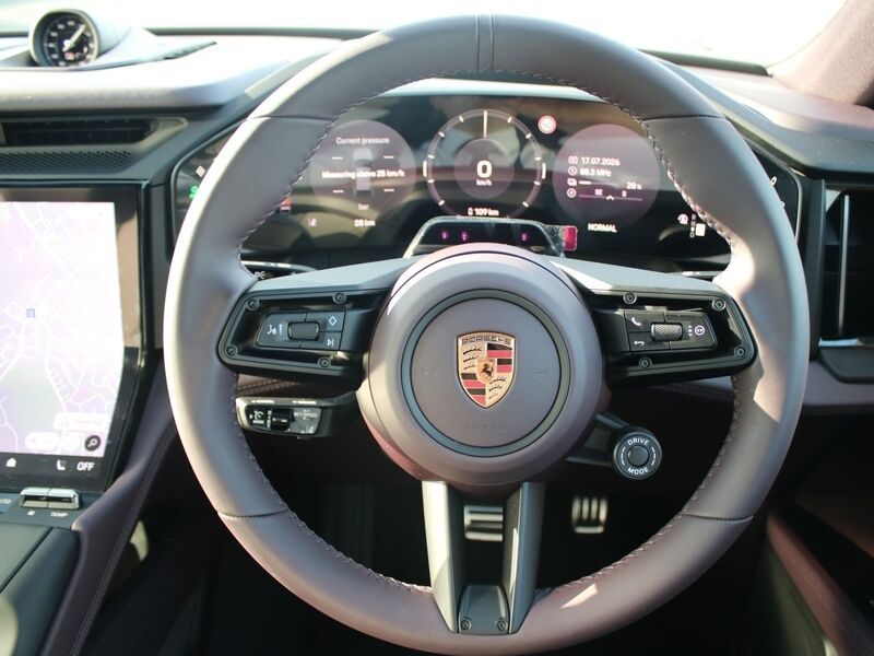 More views of Porsche Cayenne