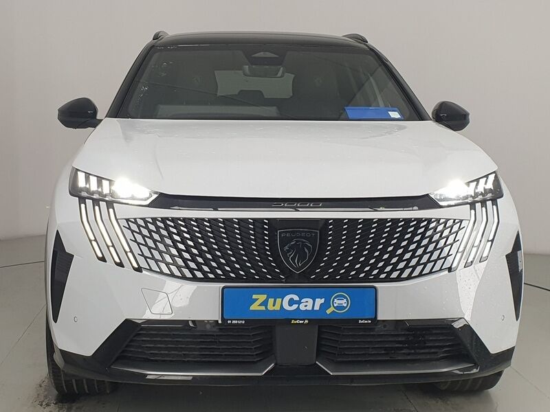 More views of Peugeot 5008