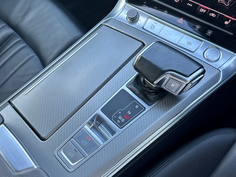 More views of Audi A7