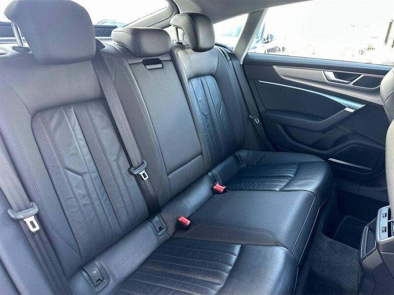 More views of Audi A7