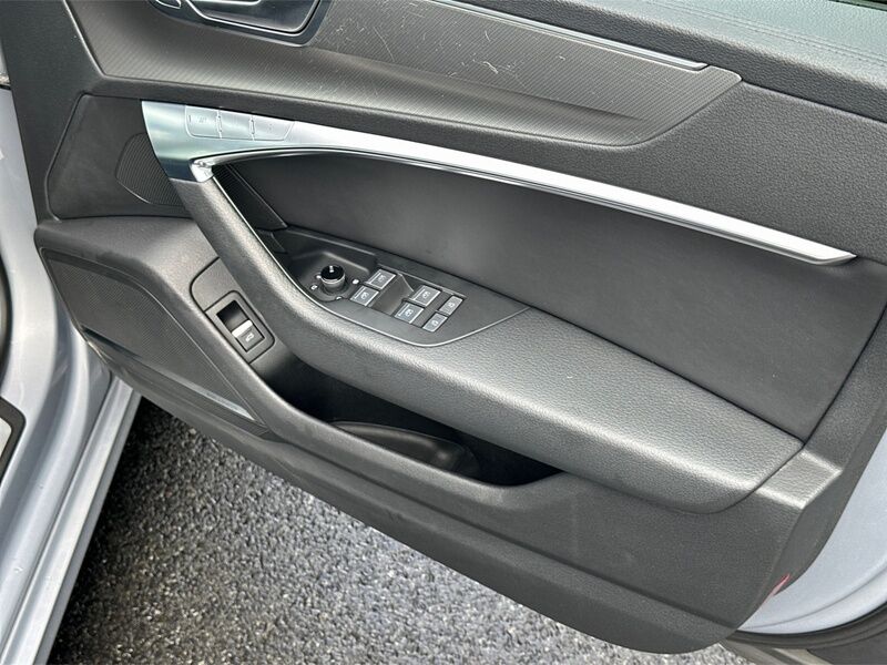 More views of Audi A7