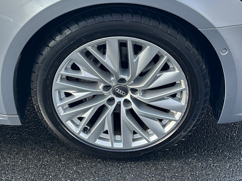 More views of Audi A7