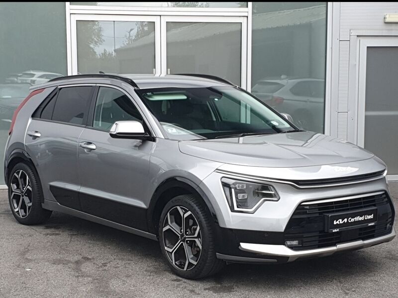 More views of Kia Niro