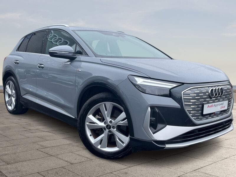 More views of Audi Q4 e-tron