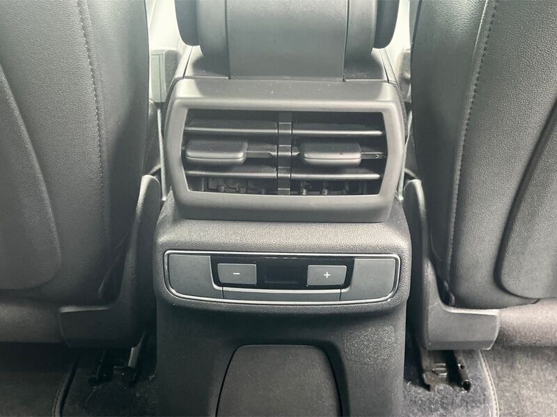 More views of Audi Q4 e-tron