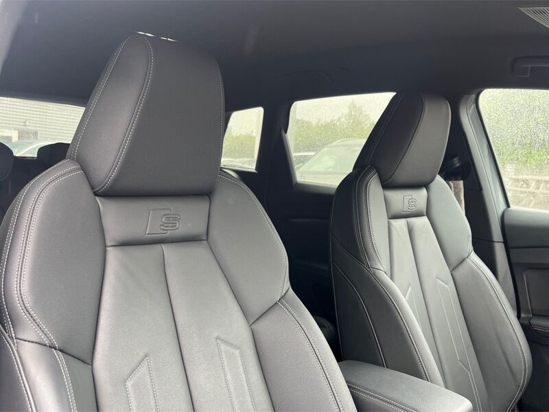 More views of Audi Q4 e-tron