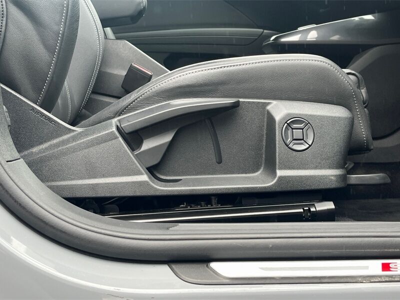 More views of Audi Q4 e-tron