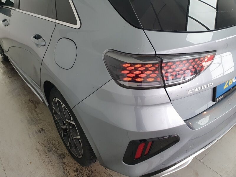 More views of Kia Ceed