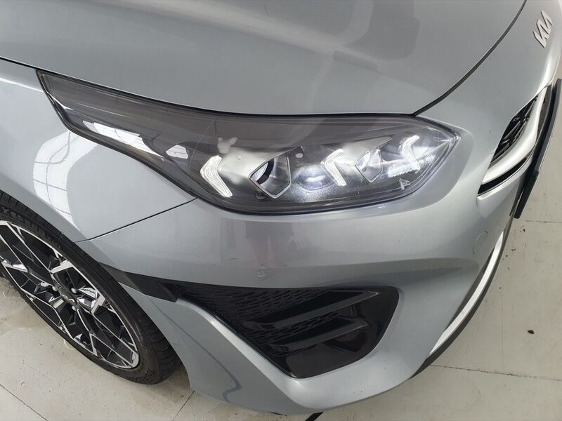 More views of Kia Ceed