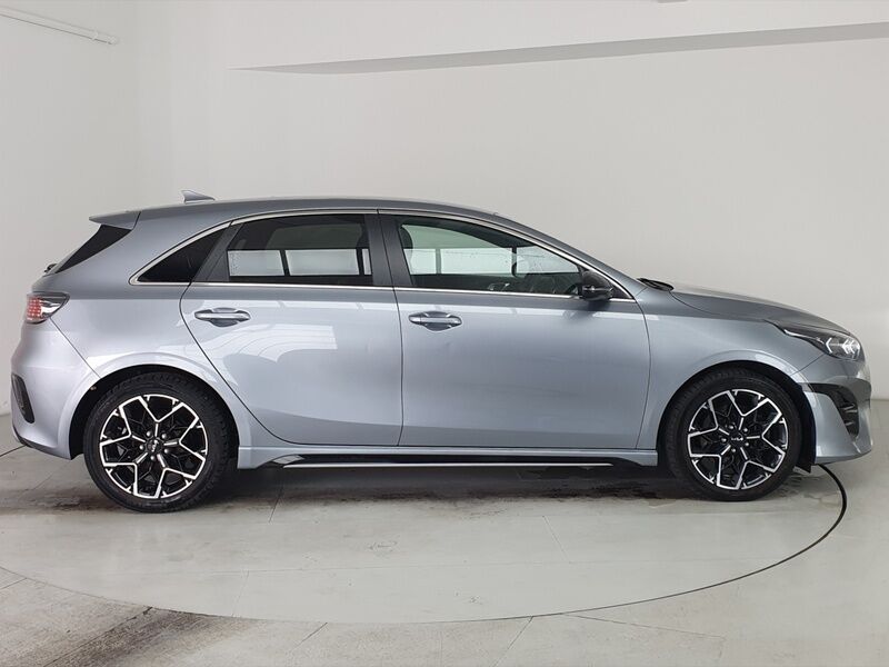 More views of Kia Ceed