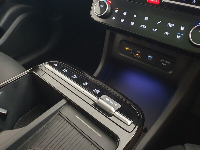 More views of Hyundai Tucson