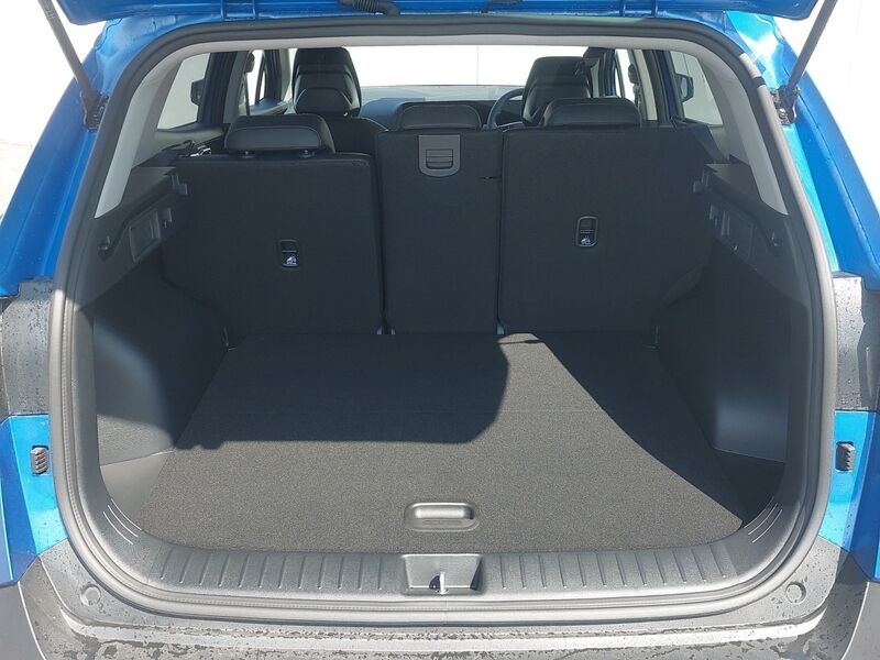 More views of Kia Sportage