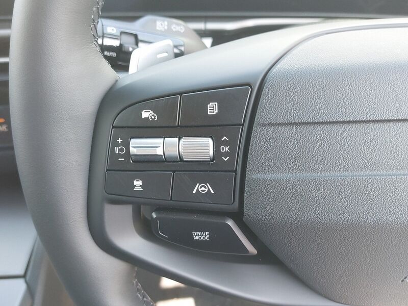 More views of Kia Sportage