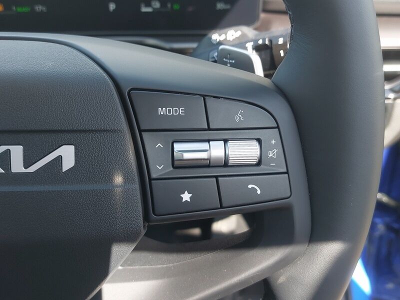 More views of Kia Sportage