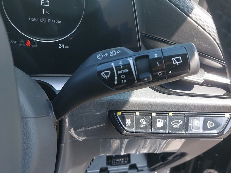 More views of Kia Niro