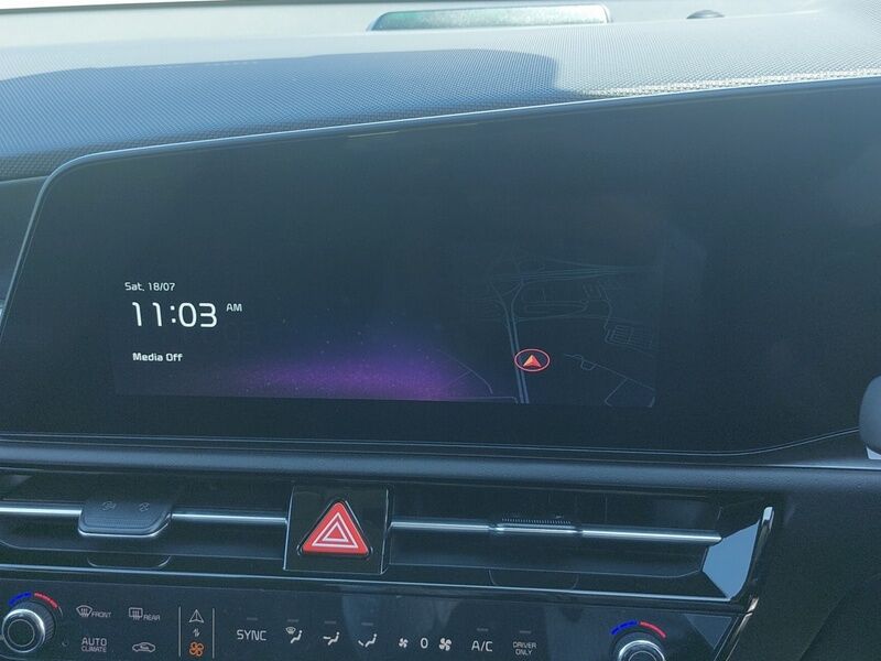 More views of Kia Niro