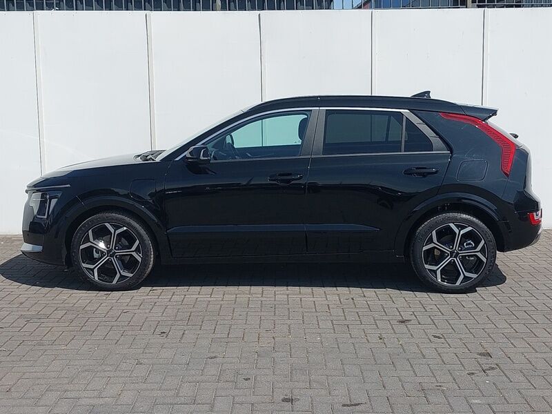 More views of Kia Niro