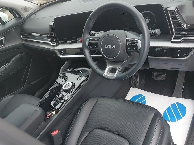 More views of Kia Sportage