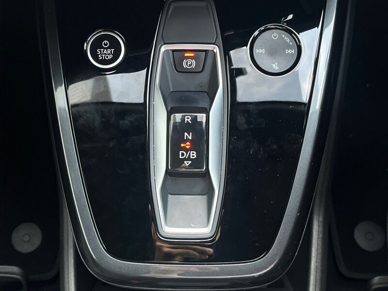 More views of Audi Q4 e-tron