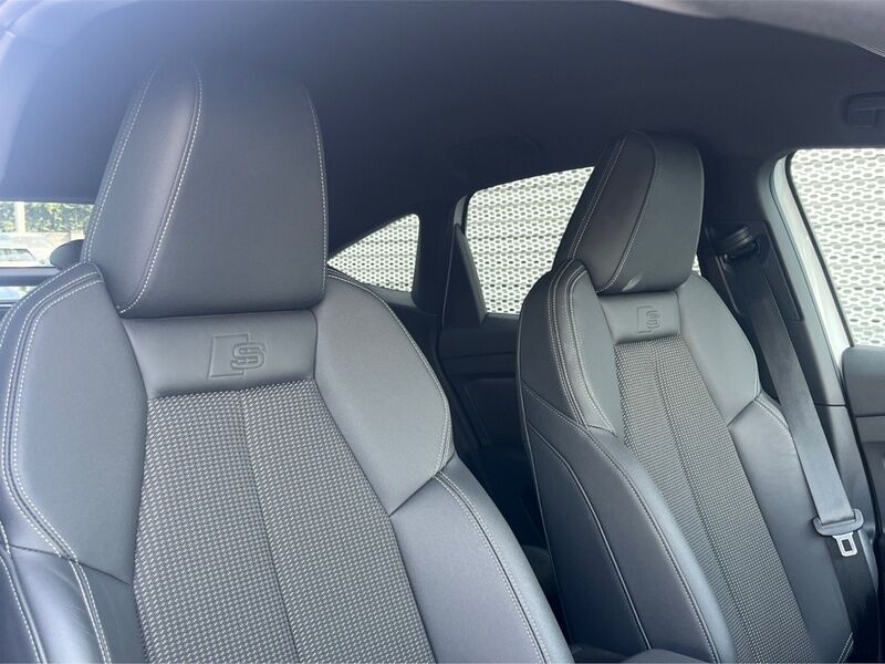 More views of Audi Q4 e-tron