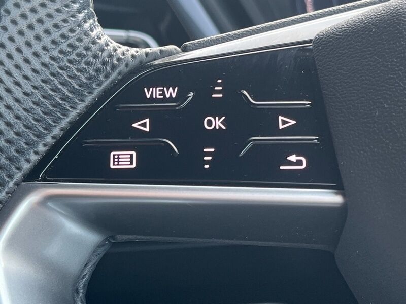 More views of Audi Q4 e-tron