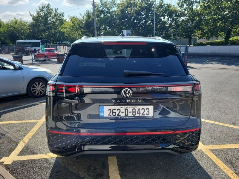 More views of Volkswagen Tayron