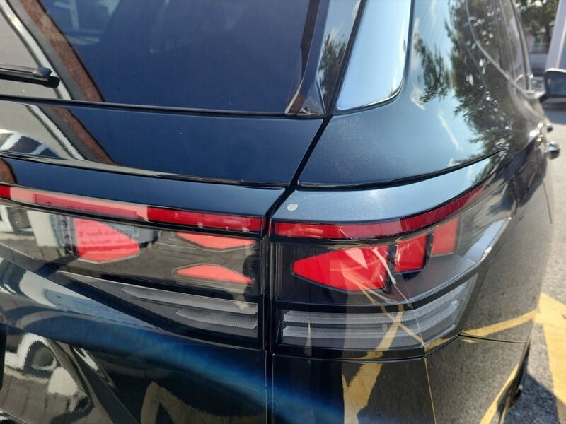 More views of Volkswagen Tayron
