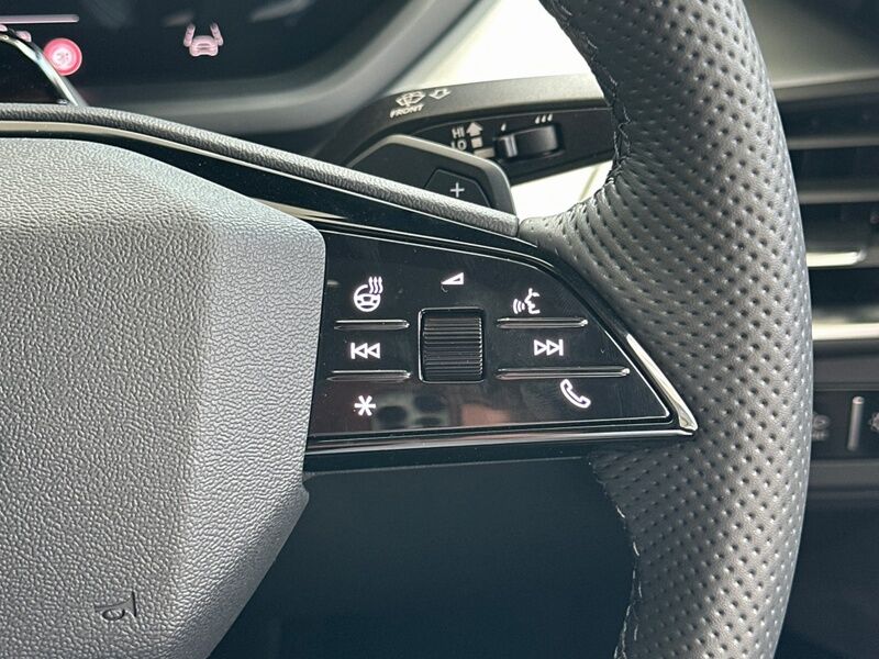 More views of Audi e-tron GT quattro
