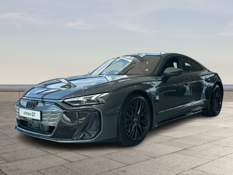 More views of Audi e-tron GT quattro