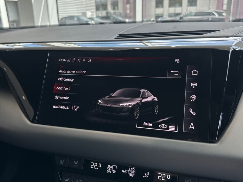 More views of Audi e-tron GT quattro