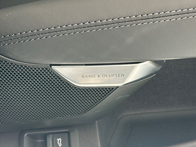 More views of Audi e-tron GT quattro