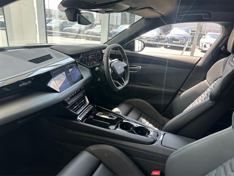 More views of Audi e-tron GT quattro