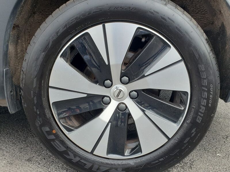 More views of Volvo XC40