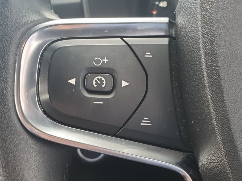 More views of Volvo XC40