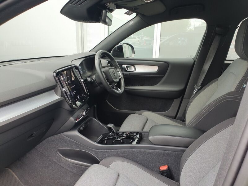 More views of Volvo XC40