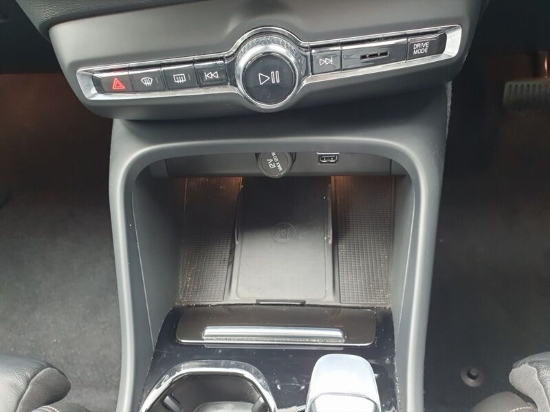 More views of Volvo XC40