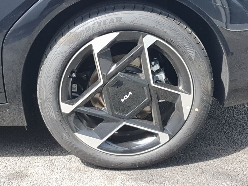 More views of Kia EV4