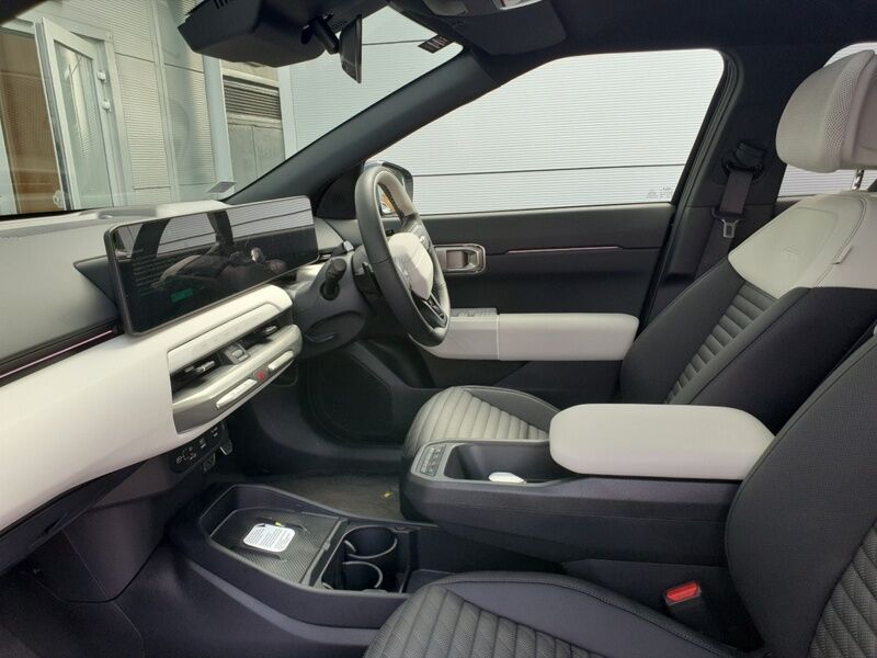 More views of Kia EV4