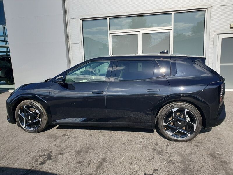More views of Kia EV4